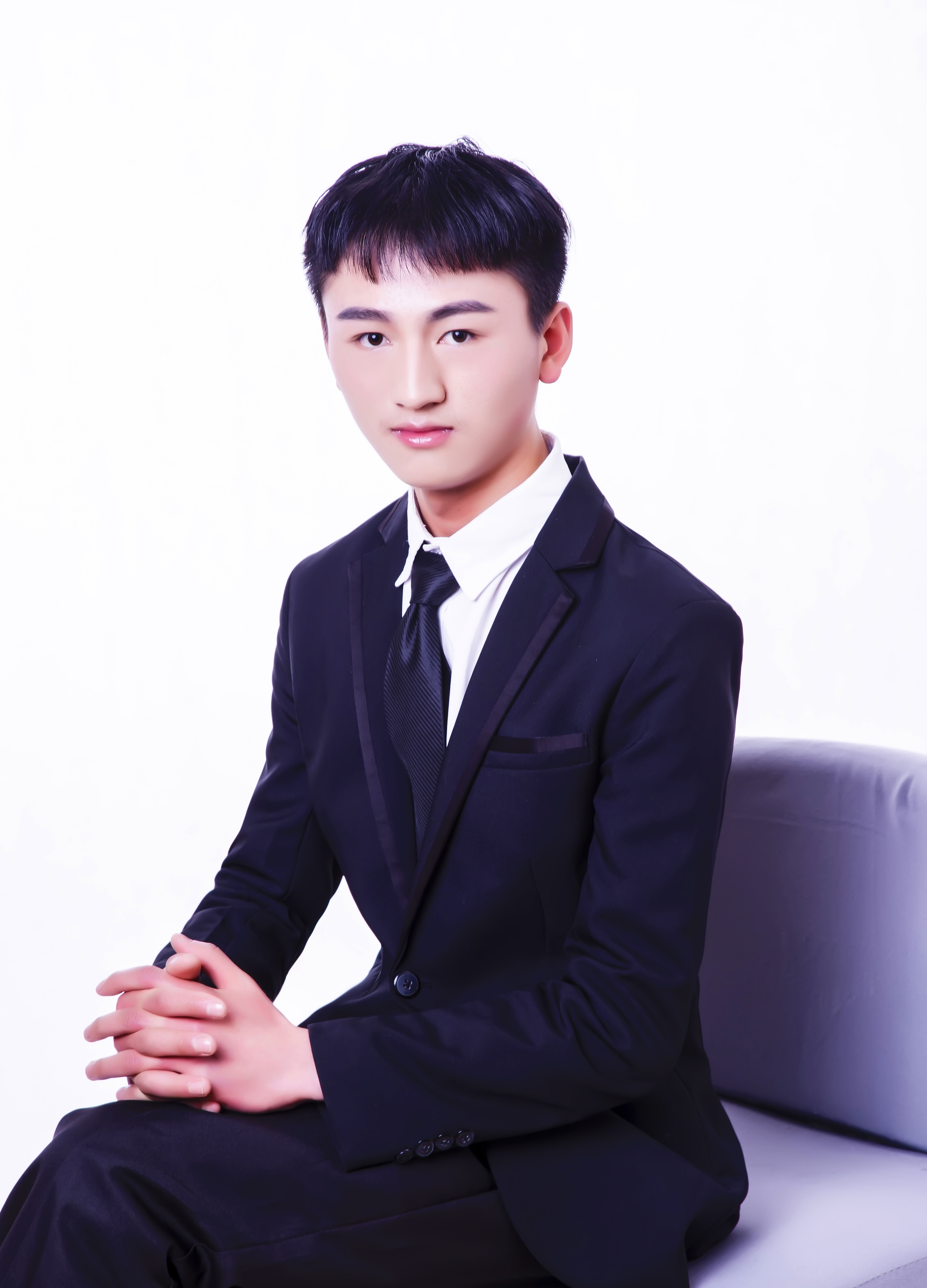 ">贵州 /a>,中国内地 a target="_blank" href="/item/演员/3106682"