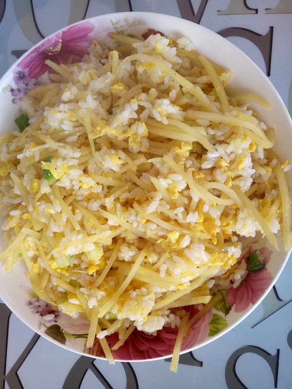 洋芋丝炒饭