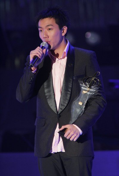 思觉失调（2004年刘浩龙演唱的歌曲）_百度百科