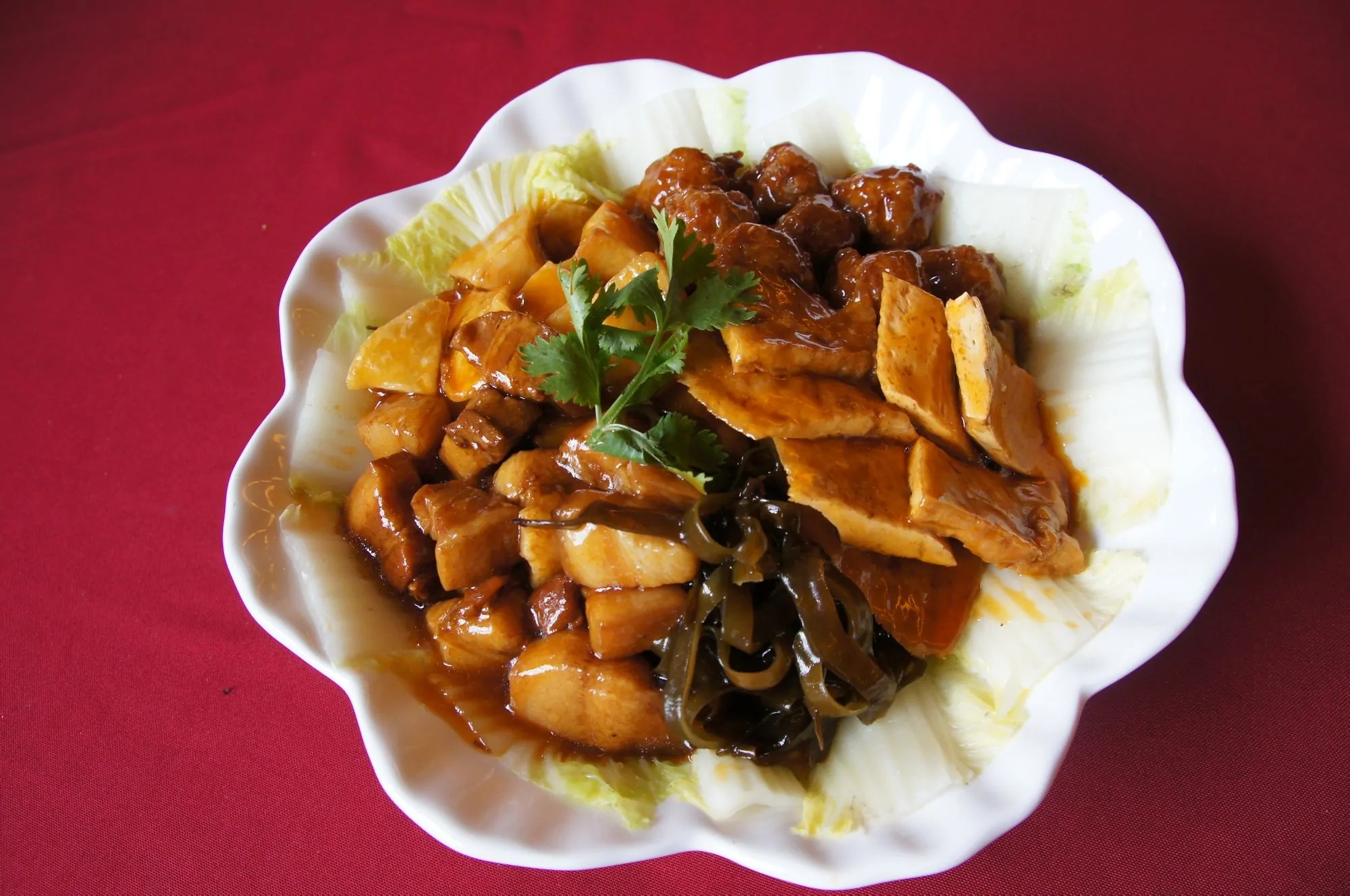  p data-id="gnbces5fy7">五台大烩菜是五台山的 a target="_blank"