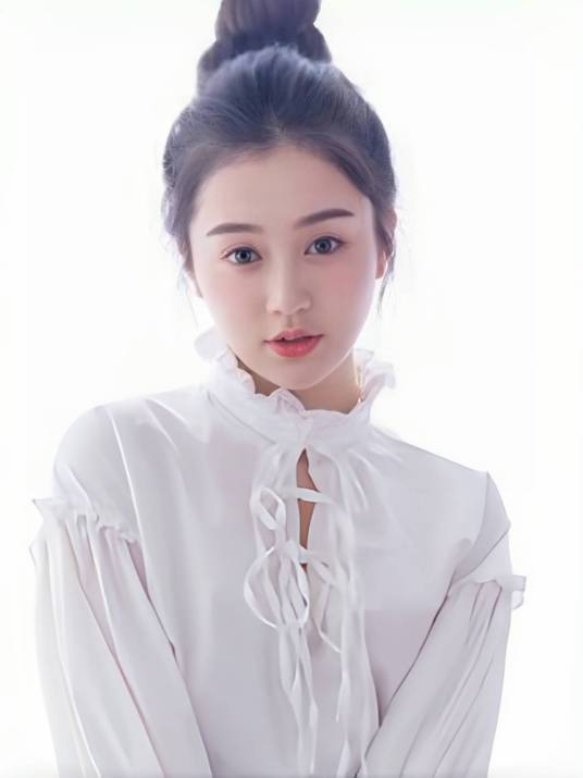 刘伊⼀（影视女演员）_百度百科