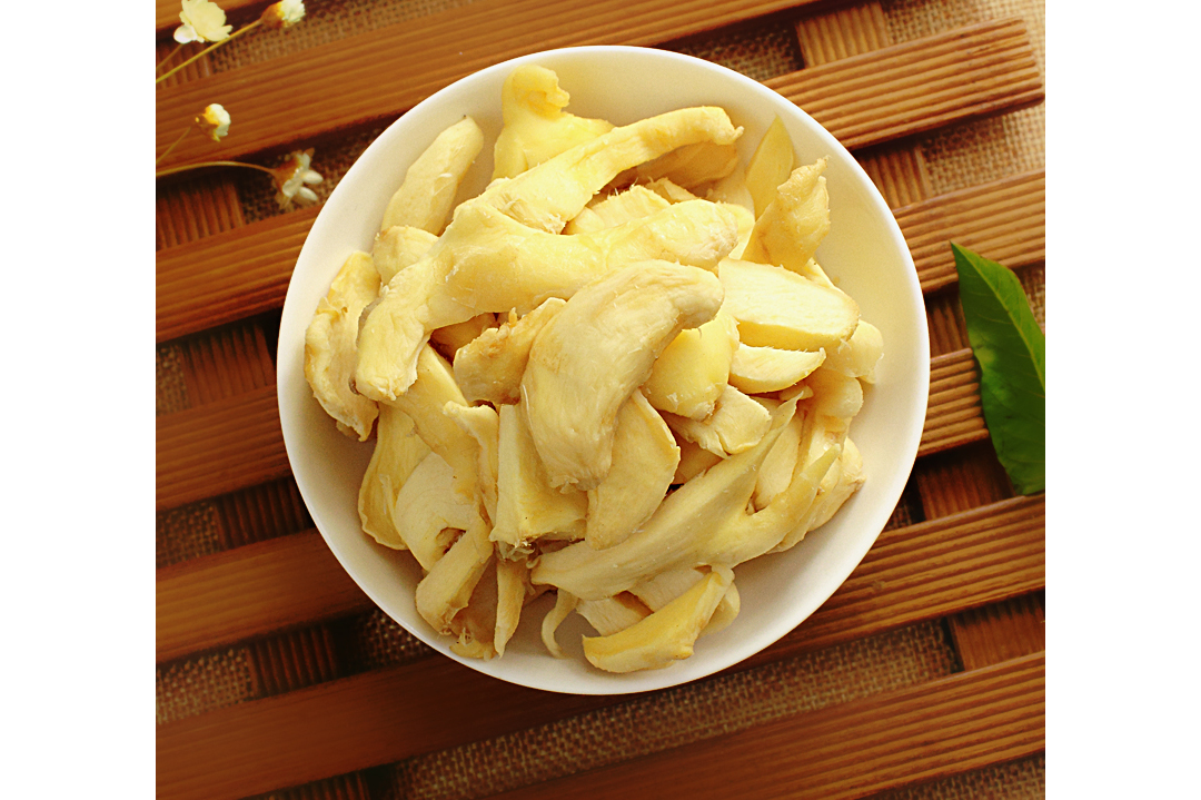  p>甜酸姜片是一道以嫩姜为主要食材制做的美食. /p>