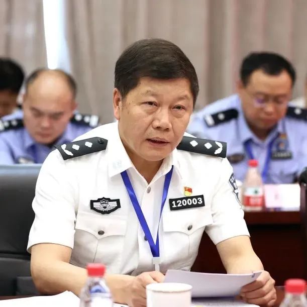  /p> p data-id="u26vcekwkr2t">现任天津边检总站党委委员,副总站长 