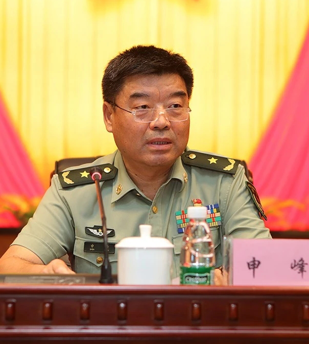 data-id="gnwof28mnx">申峰,男,汉族,中共党员,现任陆军工程大学政委