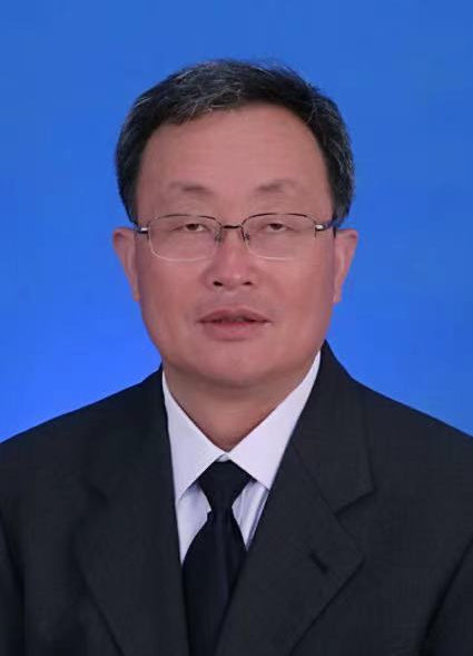 大专文化程度; /p> p>现任安徽省涡阳县生态环境分局党组书记,局长