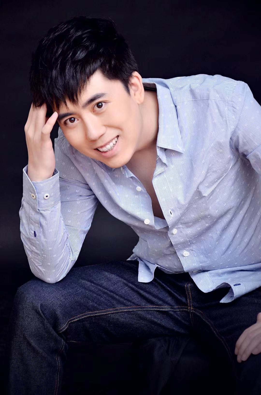 杨文哲