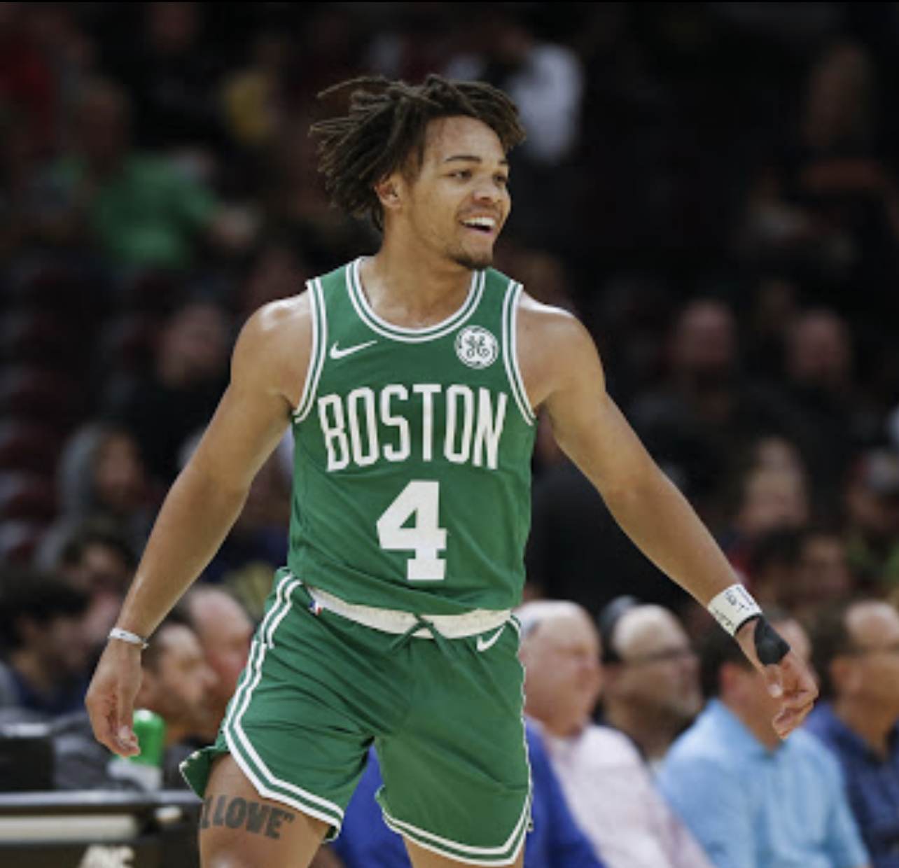  p>卡森·爱德华兹(carsen edwards),1998年3月12日出生于美国