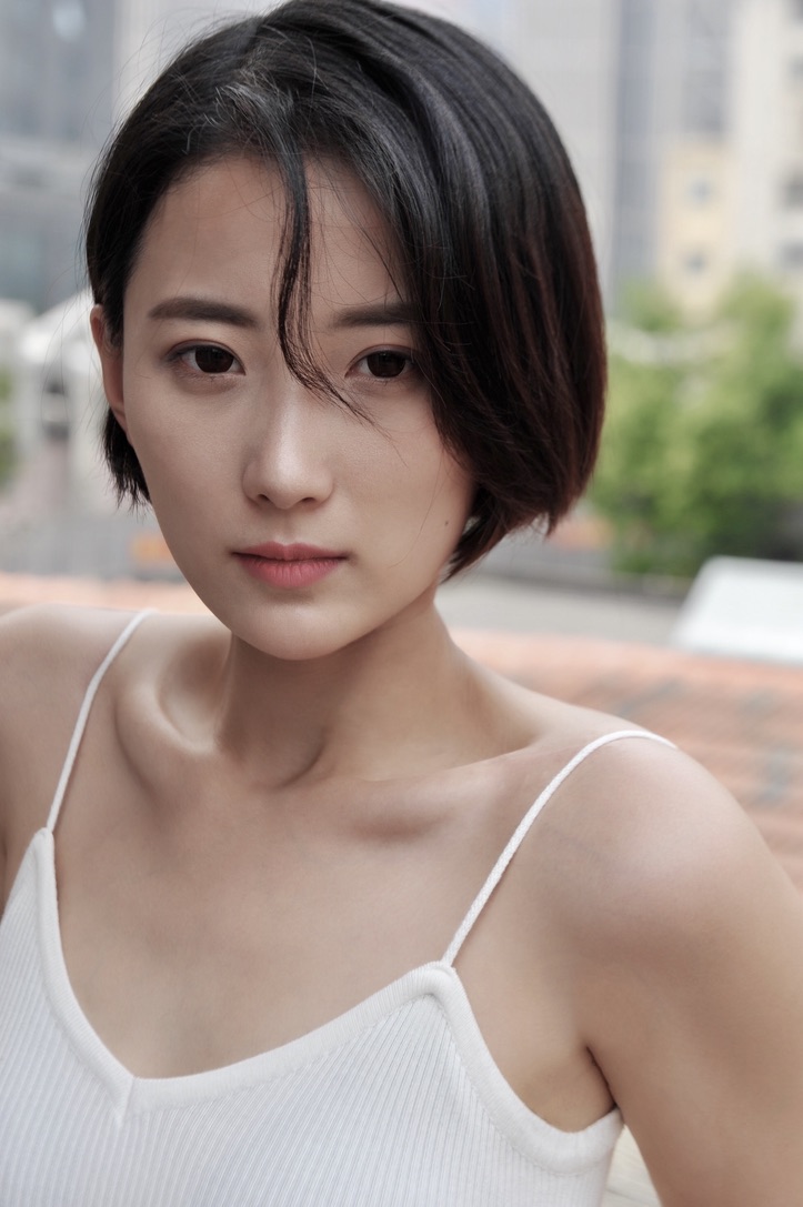  p data-id="2aosdu4rqz1">赵帅,中国内地影视女演员,出生于1995年3月