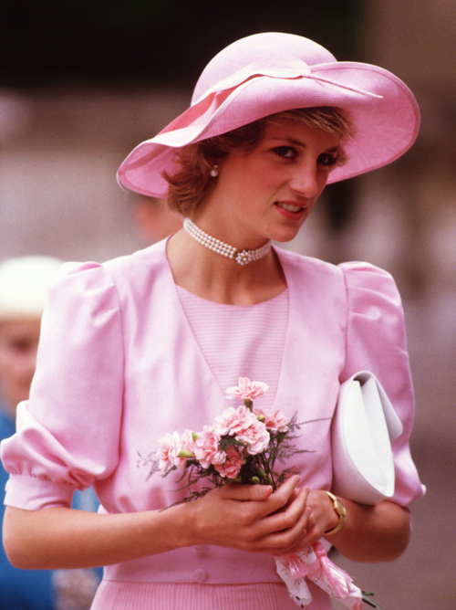  p>戴安娜王妃(diana spencer,1961年7月1日-1997年8月31日),1961年7