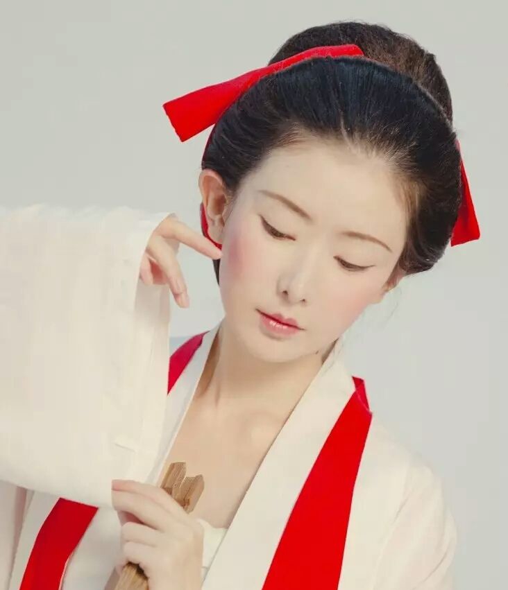“妈妈”是怎么来的？古人曾把母亲称作姐姐，也曾把妈妈叫做家家_百科TA说