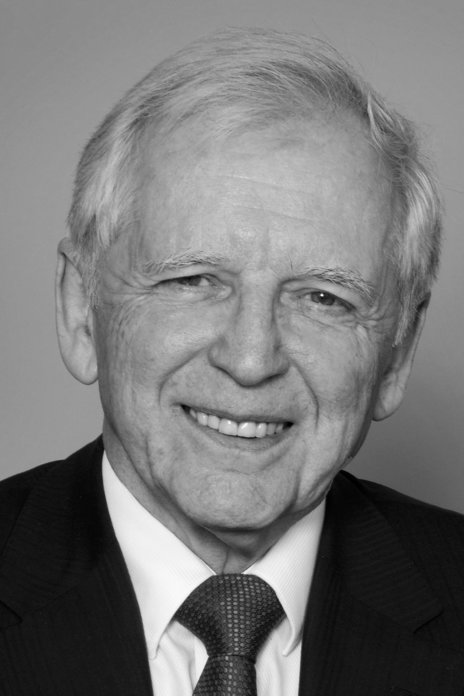  p>哈拉尔德·楚尔·豪森(harald zur hausen),德国著名科学家,医学家