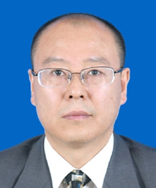  p>王训伟,男,汉族,1966年10月生,辽宁海城人,1988年11月参加工作