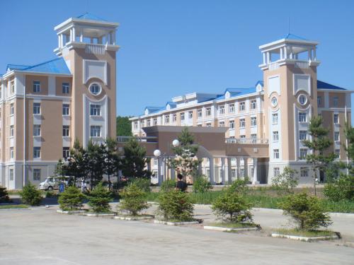 黑龙江省伊春市第一中学