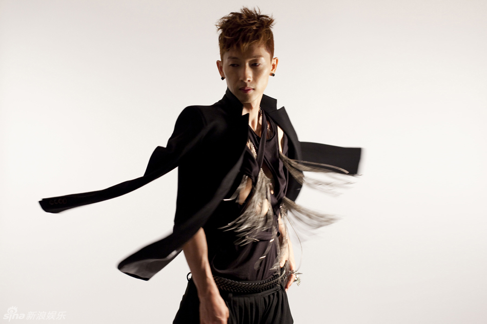  p>张佑赫(         ),1978年5月8日出生于韩国庆尚道大丘市.