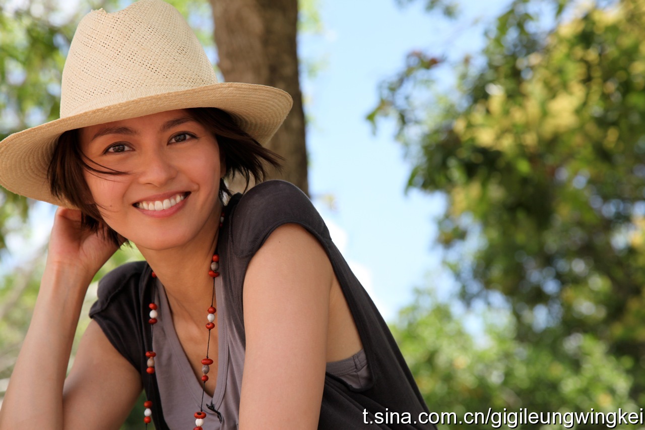  p>梁咏琪(gigi leung),1976年3月25日生于香港,中国香港女歌手,音乐