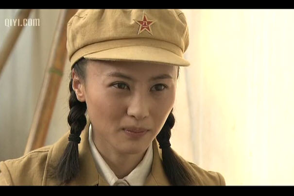  p>《枪声背后》是中国电影集团公司出品的谍战剧,由 a target="