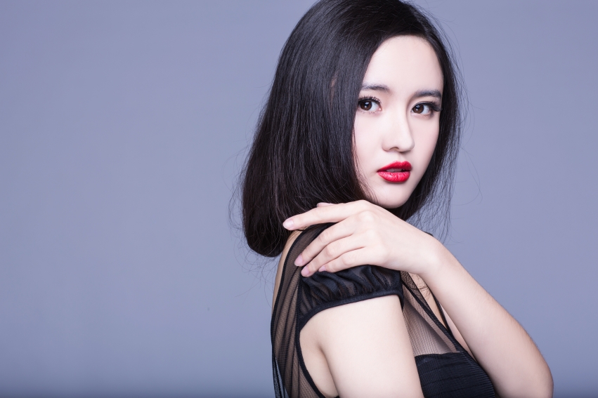  p data-id="go06ntk2gd">艾如,1989年12月26日出生于四川省雅安市