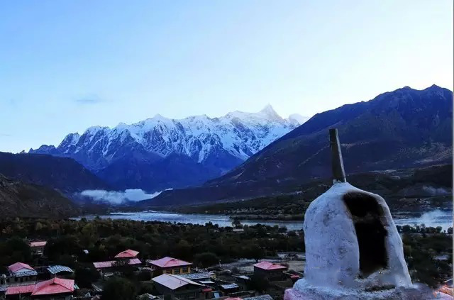  p data-id="gn3ptq3f7l">吞白村是西藏自治区林芝市米林县派镇辖村.