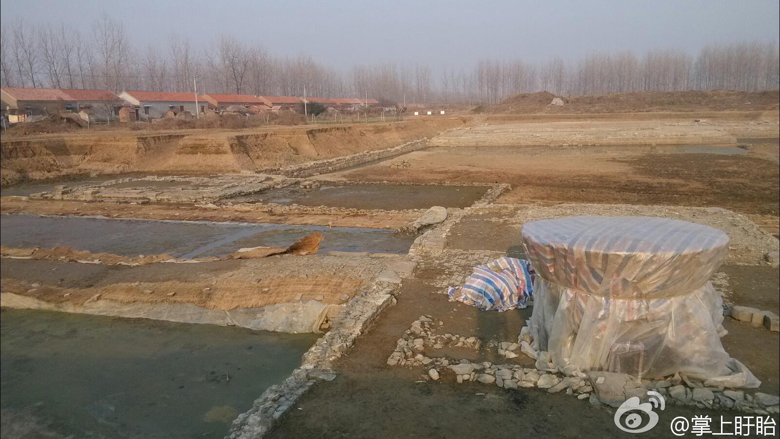  p>水漫泗州城位于洪泽湖南岸的泗州城包括明祖陵在内,因黄水泛滥