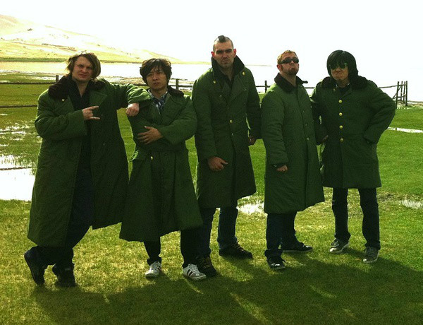  p>dude乐队是由中国,美国,法国,波兰乐手组成的乐队. /p>