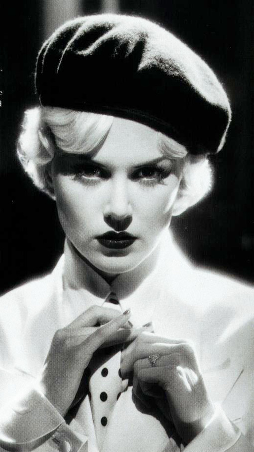  p>妮可·基德曼 i>(nicole kidman) /i>,1967年6月20日出生于美国