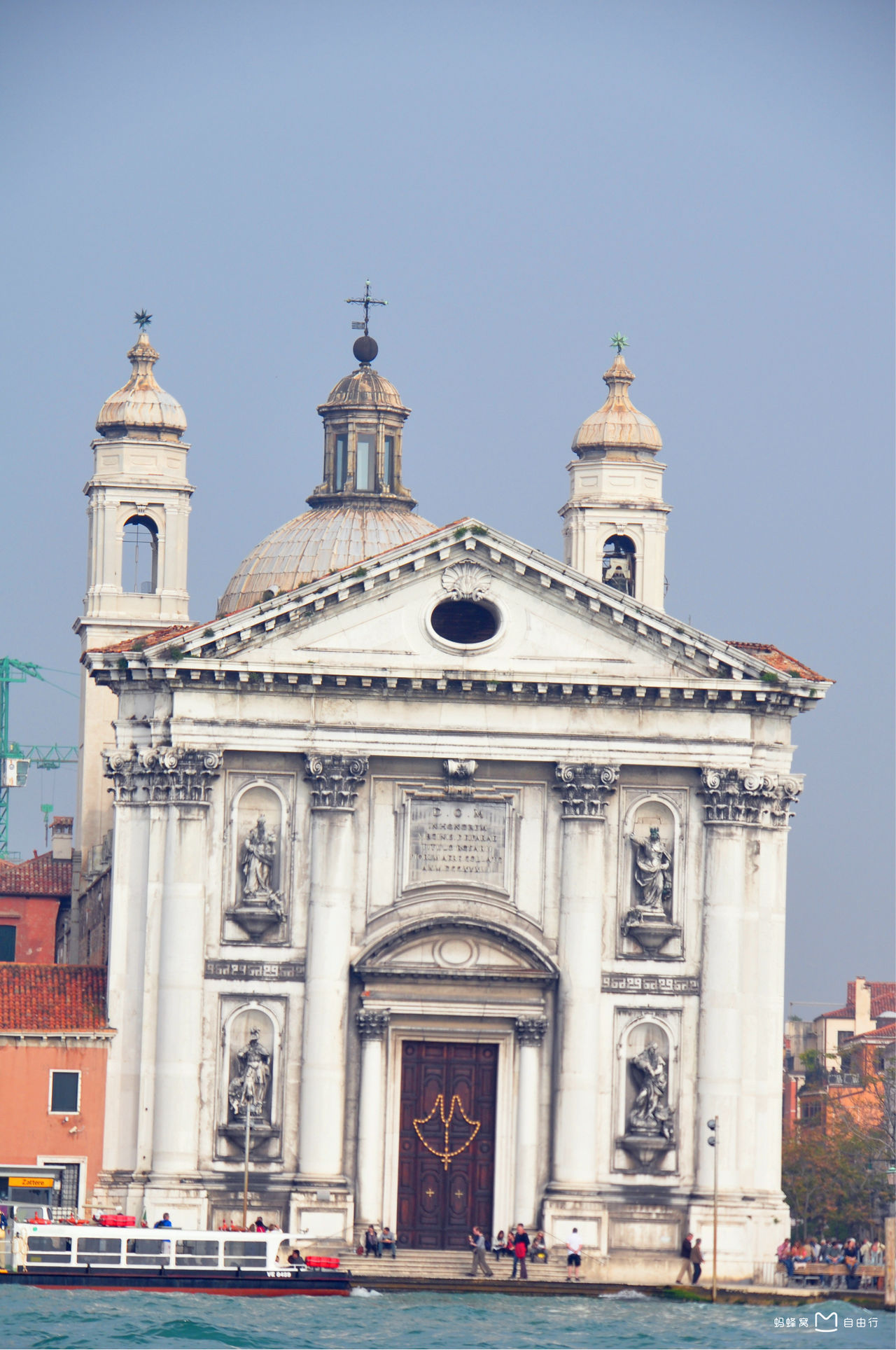  p>安康圣母教堂(chiesa di santa maria della salute)是威尼斯