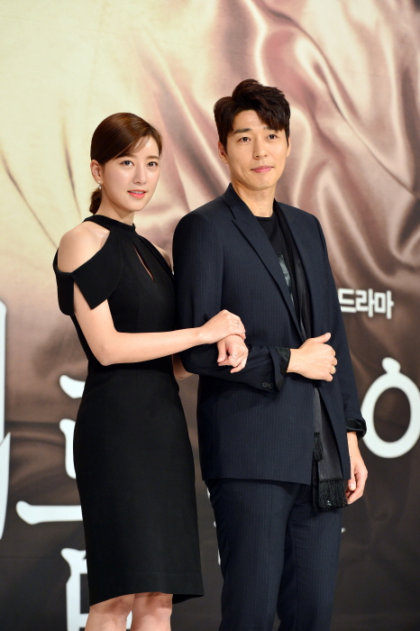  /a>执导,文恩雅编剧, a href="#" data-lemmaid="474987">吴智恩 /a>