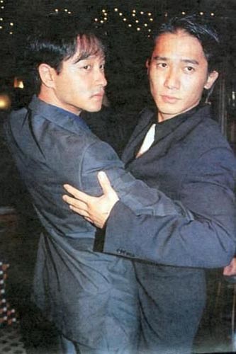  p>张国荣(1956年9月12日-2003年4月1日),出生于香港,中国香港男歌手