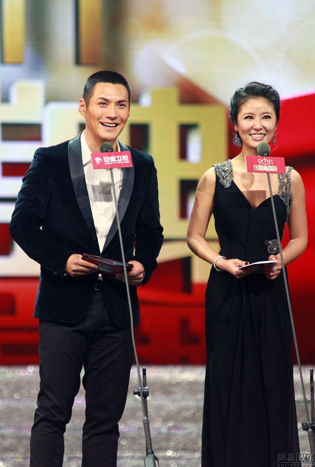  p>严宽(2014年正式改名 a>严屹宽 /a>),1979年1月24日出生于 a>上海 