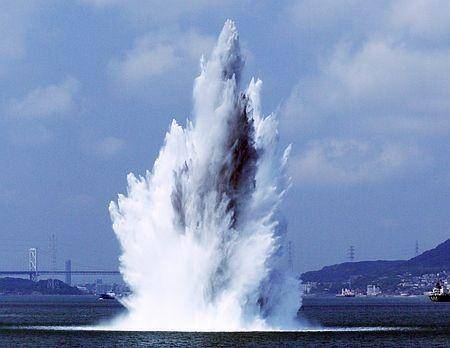  p>"法马伊"(ms-l/c)沉底水雷是由智利法马伊公司根据智利海军反舰