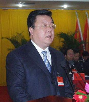  /p> p data-id="u3bowgjjus5g">曾任陕西省宝鸡市凤翔县委副书记