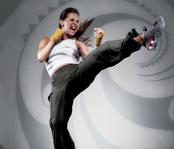  p>搏击操,是一种 a target="_blank" href="/item/有氧操/4525692"