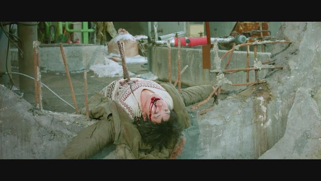 华颐:吞噬怪物的孩子