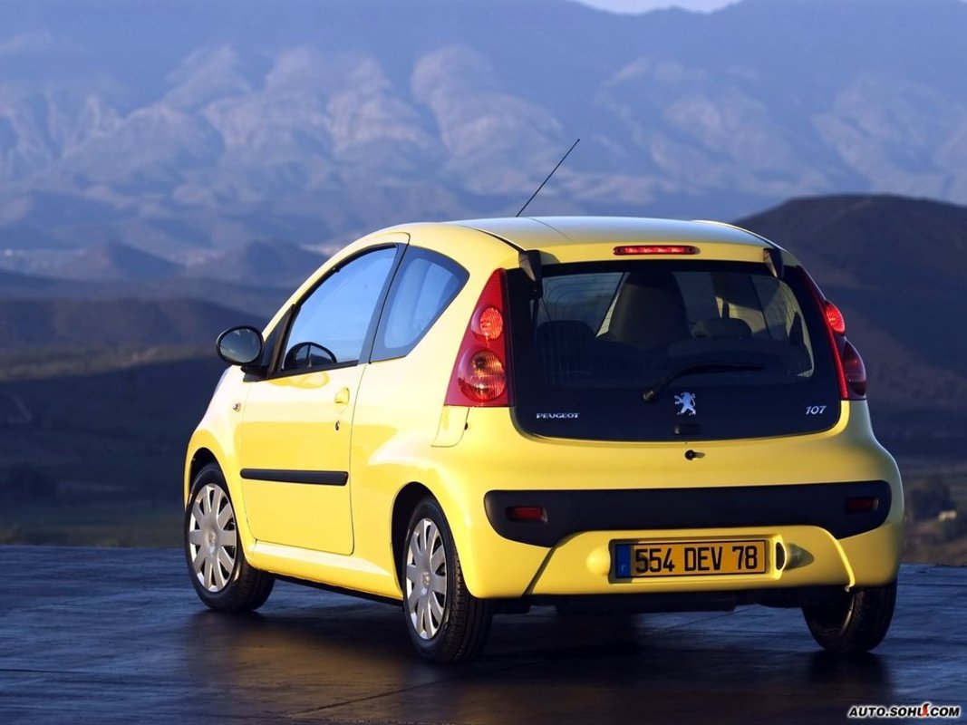  p>标致107cc车型装配了一台和宝马共同研制的1.