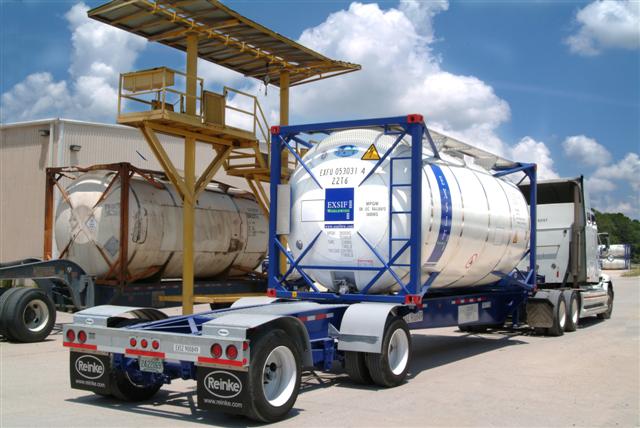  p>罐式集装箱isotank(tank container)国际标准罐是一种安装于紧固