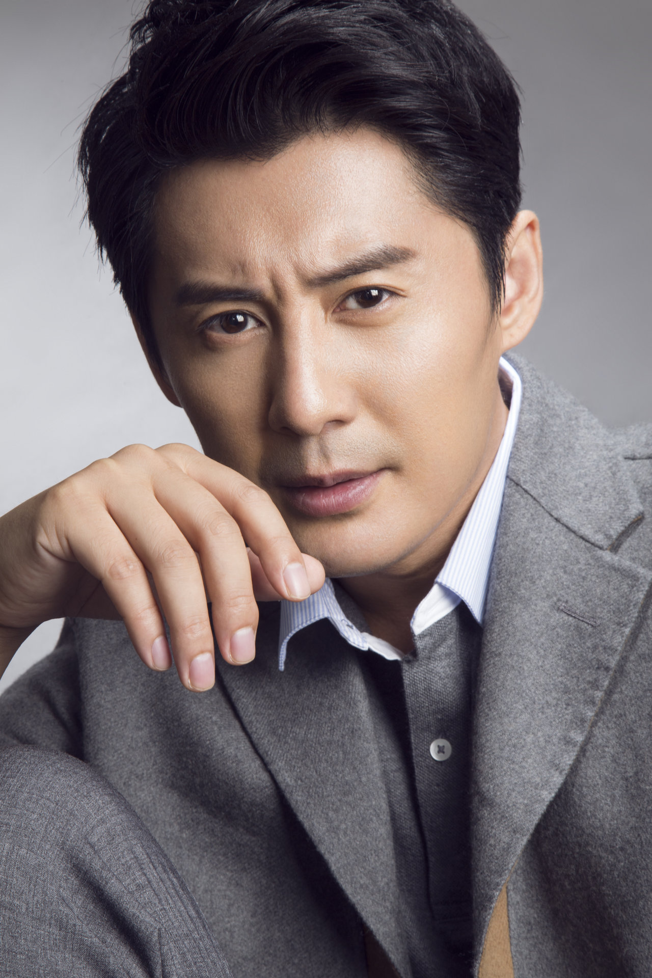  p>张天其( i>原名张帅 /i>),1982年7月9日出生于黑龙江大庆市,毕业于