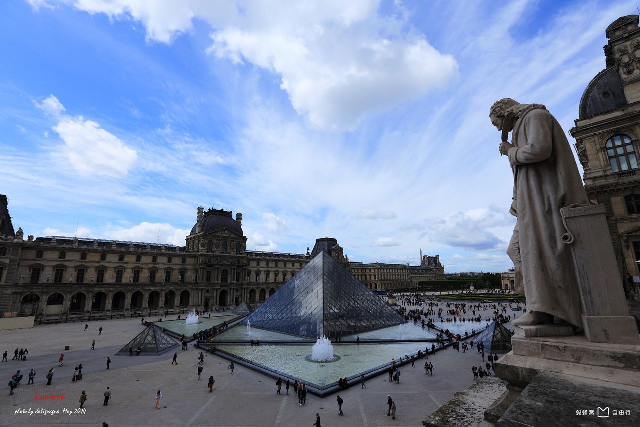  p>卢浮宫(法语:musée du louvre).