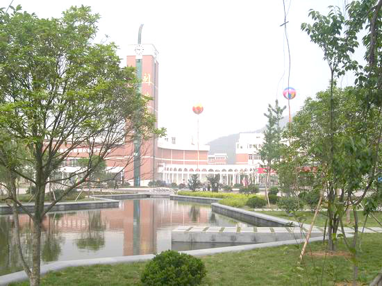 台州市路桥中学