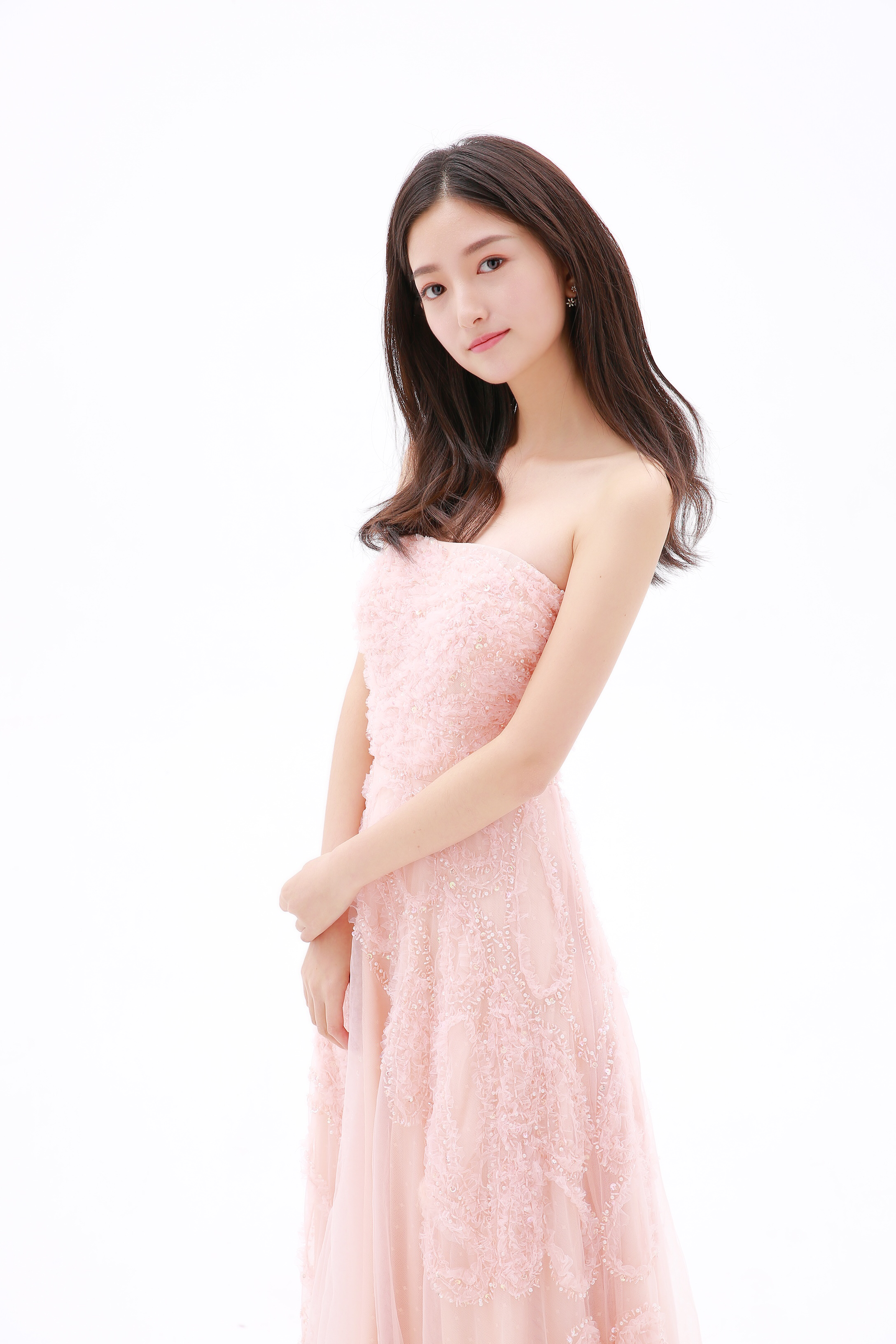 gnbphij0jm">张晗,1995年9月5日出生于黑龙江省大庆市,中国新生代演员