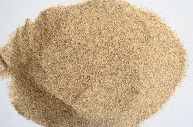  p>中砂(medium sand)是指粒径在0.5mm-0.25mm范围内碎屑物. /p>