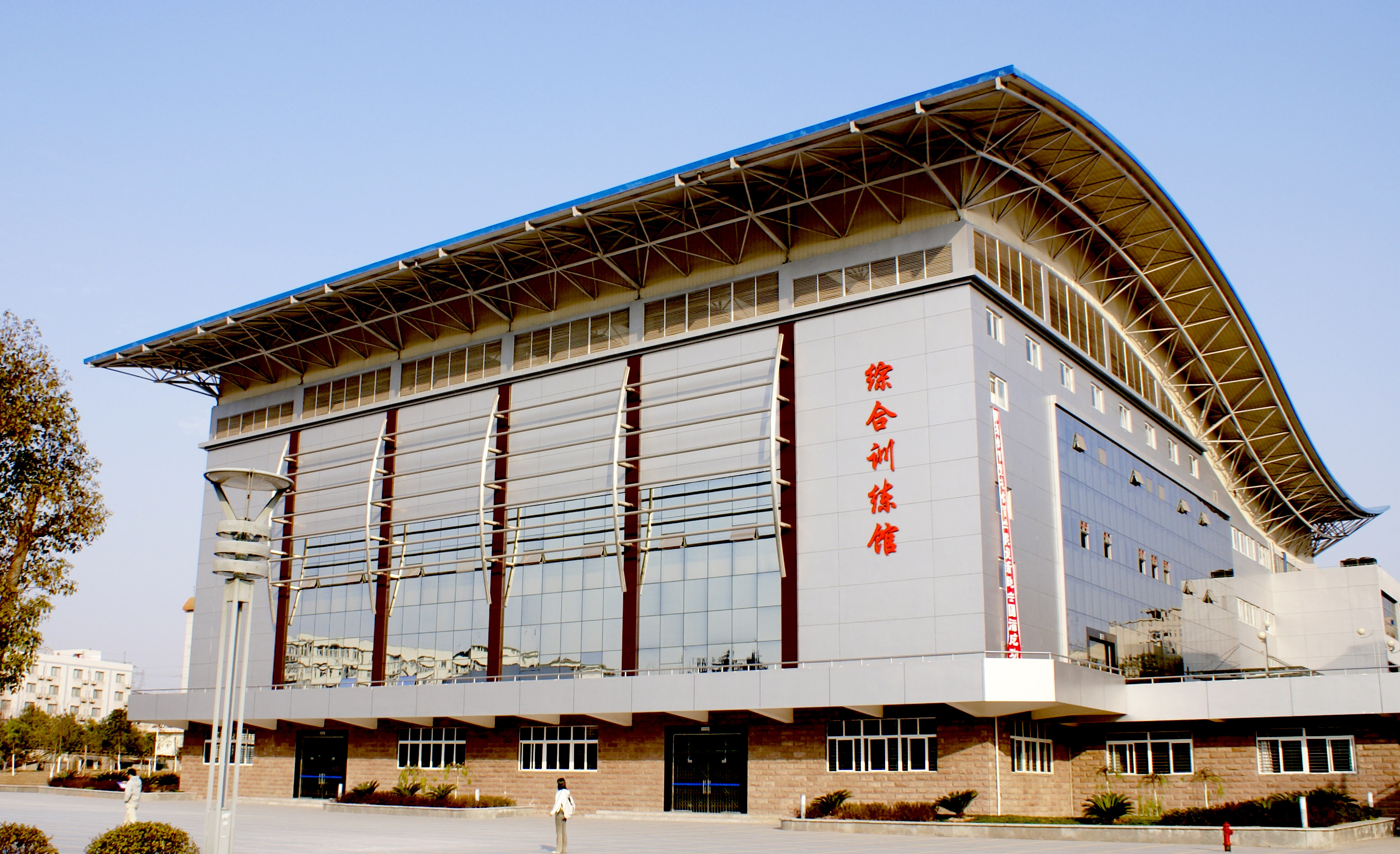  p>三峡大学(china three gorges university)是经教育部批准由原武汉