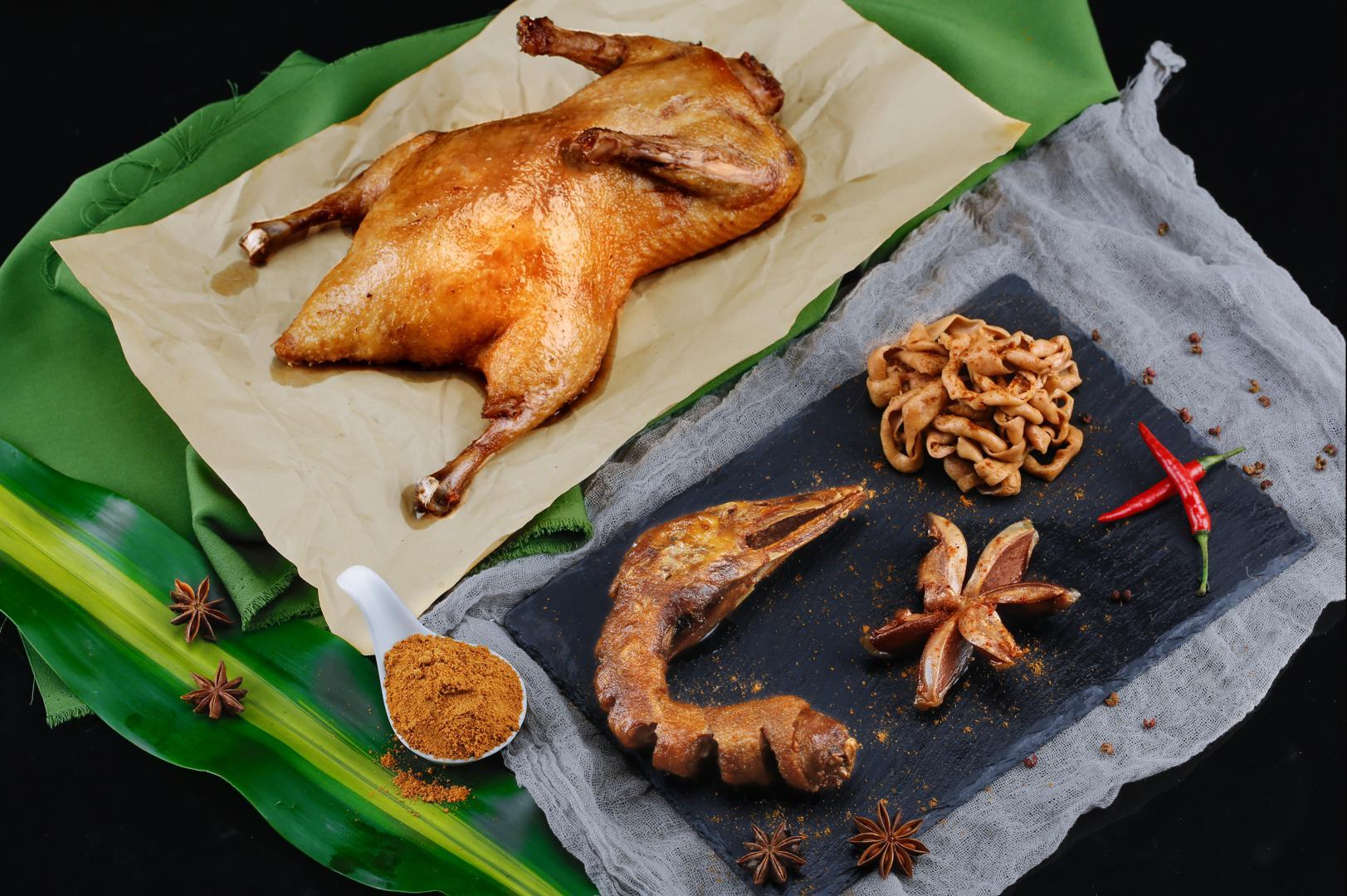  p data-id="gocuaw1u7l">香酥鸭是一道江苏,四川,湖南等地的传统名菜