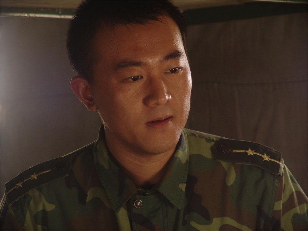  p data-id="gnwz6qisgs">王磊,空政电视艺术中心演员.