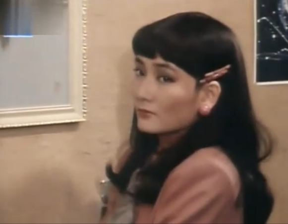  p data-id="gnx4imao27">马敏儿,1960年1月29日出生于中国香港,中国