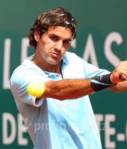  p>罗杰·费德勒(roger federer),1981年8月8日出生于瑞士 a target="