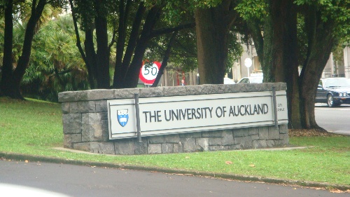  p>奥克兰大学(the university of auckland),简称奥大,新西兰顶尖