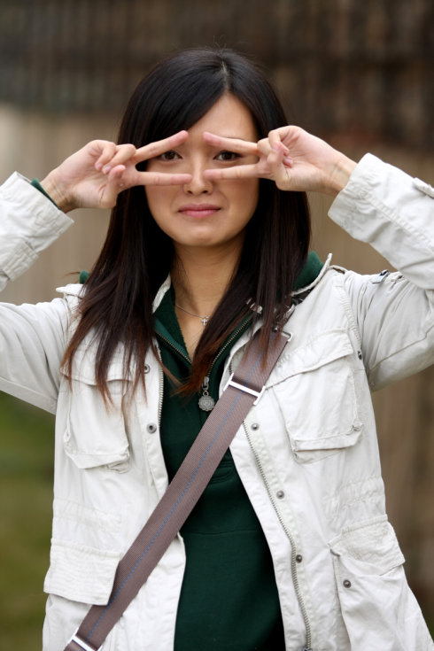  p>傅晶,1977年3月19日出生于湖北省武汉市,中国内地女演员, a target