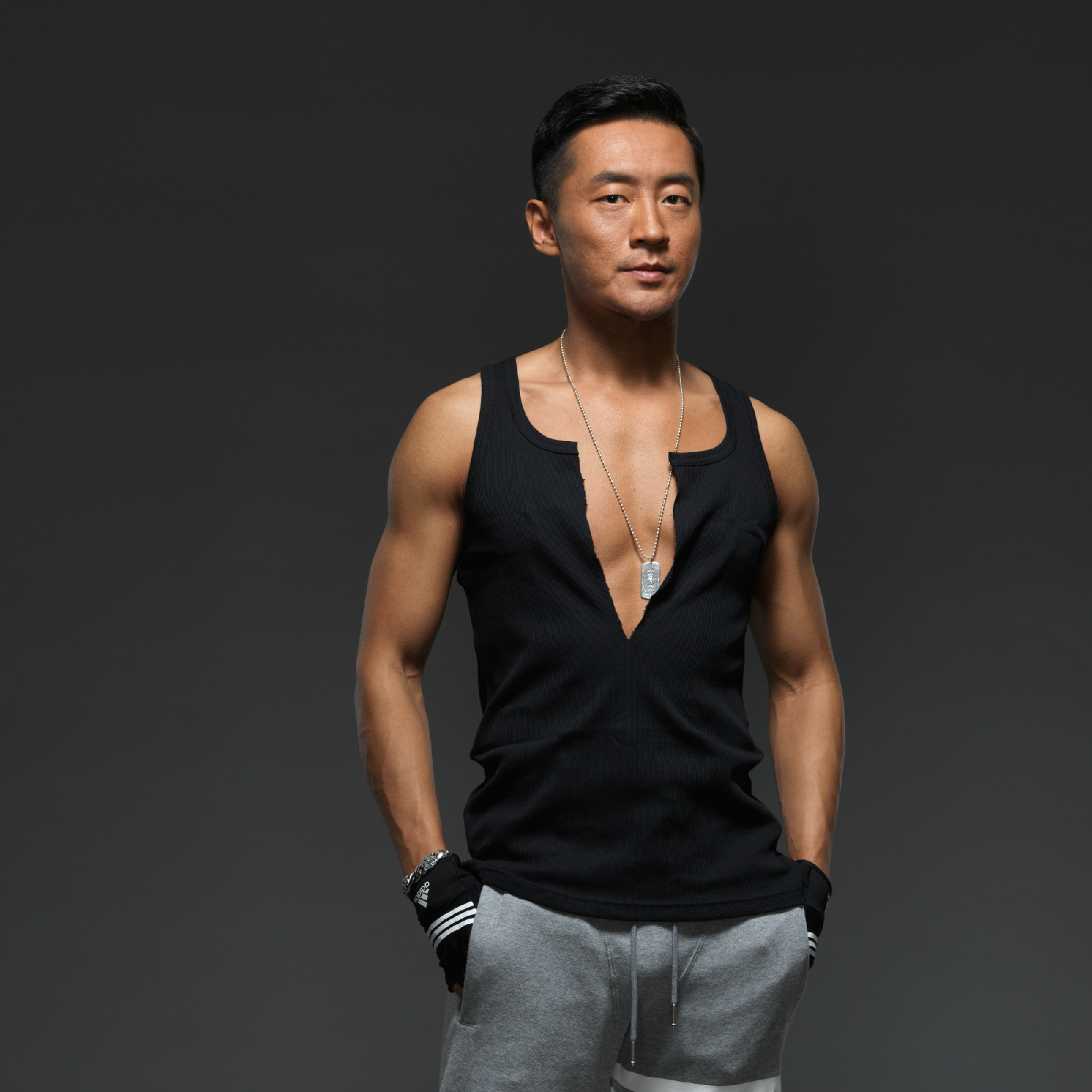  p data-id="go00behhxa">霍亚明,1979年8月21日出生于 a target="