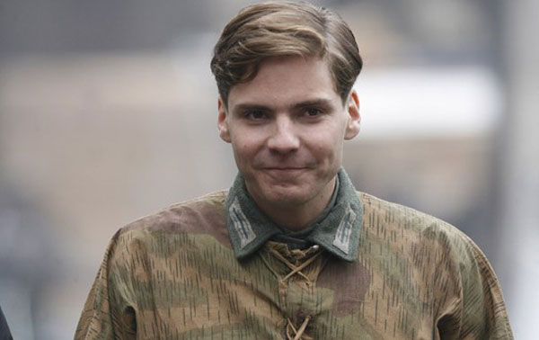  p>丹尼尔·布鲁赫(daniel brühl),1978年6月16日出生于西班牙