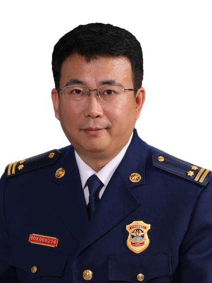 管理部消防救援局作战训练处高级专业技术职务干部,专业技术二级指